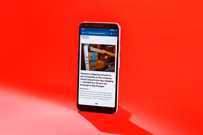 Nhung tinh nang iPhone SE 2020 phai 'chao thua' Pixel 3a-Hinh-2