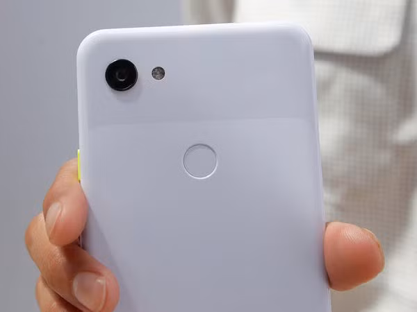 Nhung tinh nang iPhone SE 2020 phai 'chao thua' Pixel 3a-Hinh-7