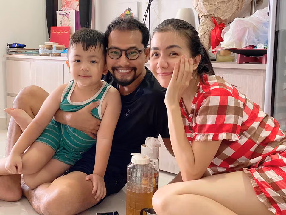 Vo chong Huynh Dong - Ai Chau bi nhac nho vi dua con ra khoi nha-Hinh-4