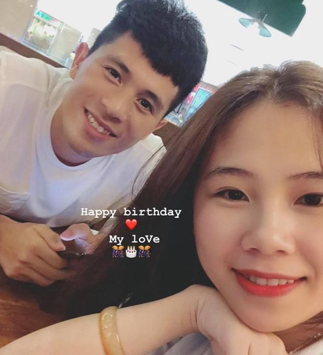 Tien Linh, Van Lam va cac cau thu co tinh yeu chi em-Hinh-6