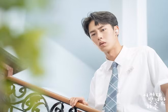 10 ‘trai hu’ don tim khan gia trong phim bo Han Quoc-Hinh-10