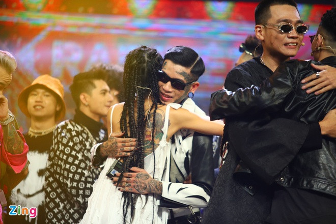 Lan dau Suboi tiet lo ban trai cu tung bao hanh co-Hinh-3