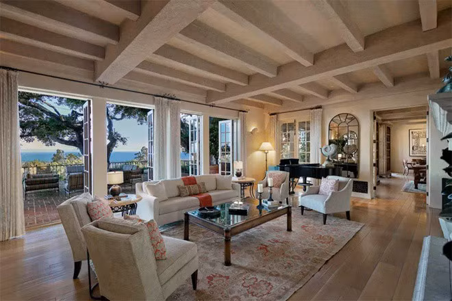 Vợ chồng Katy Perry trở thành hàng xóm của Hoàng tử Harry - Hình 2 Vo chong Katy Perry tro thanh hang xom cua Hoang tu Harry-Hinh-2