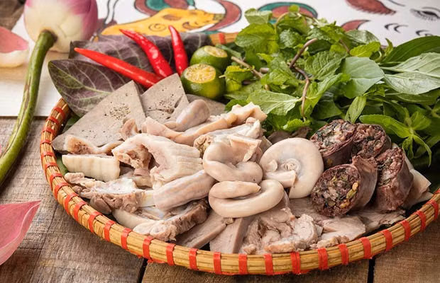 Nhung bo phan cua thit lon du nau chin van 