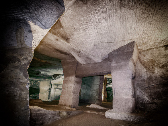 5 bi an co dai cua Trung Quoc-Hinh-5