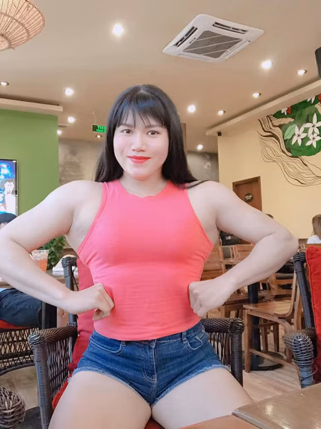 Co gai co guong mat baby, co bap cuon cuon gio ra sao?-Hinh-10