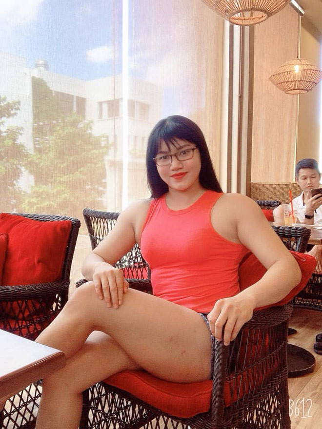 Co gai co guong mat baby, co bap cuon cuon gio ra sao?-Hinh-11