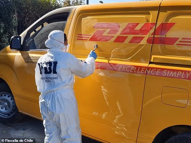 Bang cuop tao ton vao san bay cuop hang chuc trieu USD