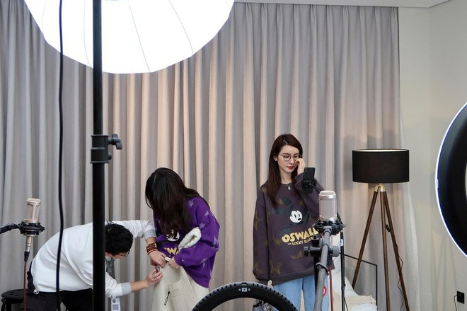 Trung Quoc de xuat gioi han tien donate cho nguoi xem livestream-Hinh-2