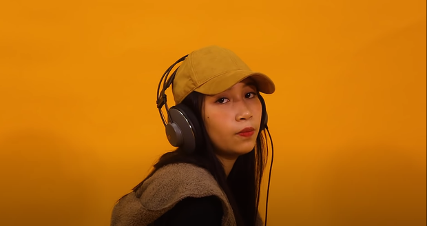  Mỹ Anh: Mới đây, con gái của ca sĩ Mỹ Linh và nhạc sĩ Anh Quân - Mỹ Anh ra mắt MV Got You để chính thức bắt đầu sự nghiệp ca hát. Bài hát do Mỹ Anh sáng tác, nhạc sĩ Anh Quân phối khí với chất nhạc R&amp;B được nhận xét mới lạ, cá tính, đậm màu sắc US-UK. Giọng hát trong trẻo, nhẹ nhàng, kỹ thuật tốt của Mỹ Anh cũng nhận được nhiều lời khen ngợi. Phần MV cũng được cô gái 18 tuổi dàn dựng theo ý tưởng mới mẻ. Theo chia sẻ của ca sĩ Mỹ Linh, con gái cô tự lên ý tưởng, dàn dựng MV đầu tay.