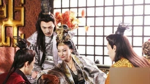 Võ Tắc Thiên đã nuôi quá nhiều nam sủng trong hậu cung? - Hình 2 Vo Tac Thien da nuoi qua nhieu nam sung trong hau cung?-Hinh-2