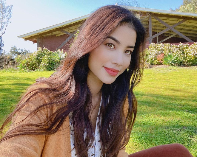 Trên Instagram cá nhân, Phạm Hương cập nhật nhiều hình ảnh về cuộc sống ở Mỹ. Tuy nhiên, đến tháng 12/2019, người đẹp công khai đã sinh con trai đầu lòng. Cô cho biết việc làm mẹ đã thay đổi cuộc đời mình, khiến cô sống chậm và bình yên hơn. Ảnh: Instagram.