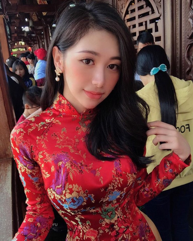 Cô gái Đắk Lắk nhận được nhiều lời khen ngợi về ngoại hình. Sau khi thay đổi bản thân và có diện mạo mới, Tường Vy cho biết có nhiều cơ hội hơn trong cuộc sống, mọi thứ đều thuận lợi và may mắn hơn. Trên hết, cô nàng cảm thấy tự tin khi giao tiếp với mọi người. Trong chuyện tình cảm, Tường Vy chia sẻ ở hiện tại, cô được yêu thương, trân trọng nhiều hơn. "Suốt 4 năm qua mình vẫn chưa gặp lại người yêu cũ, tuy anh ấy vẫn còn theo dõi mình trên mạng xã hội và bày tỏ cảm xúc vào ảnh của mình mỗi ngày. Trước đó mình từng trách cứ anh, nhưng nghĩ lại nếu mình đặt vào hoàn cảnh như vậy, mình cũng không dám giới thiệu một người xấu xí cho bạn bè. Có thể nói, nhờ anh mà mình có động lực để thay đổi, hoàn thiện bản thân nhiều hơn", Tường Vy cho biết.