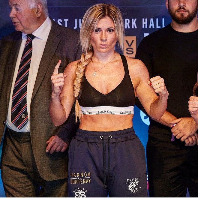 Tu ke nghien ruou, thuoc la, co gai lot xac, thanh vo si noi tieng-Hinh-4