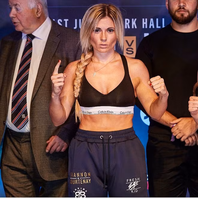 Tu ke nghien ruou, thuoc la, co gai lot xac, thanh vo si noi tieng-Hinh-4