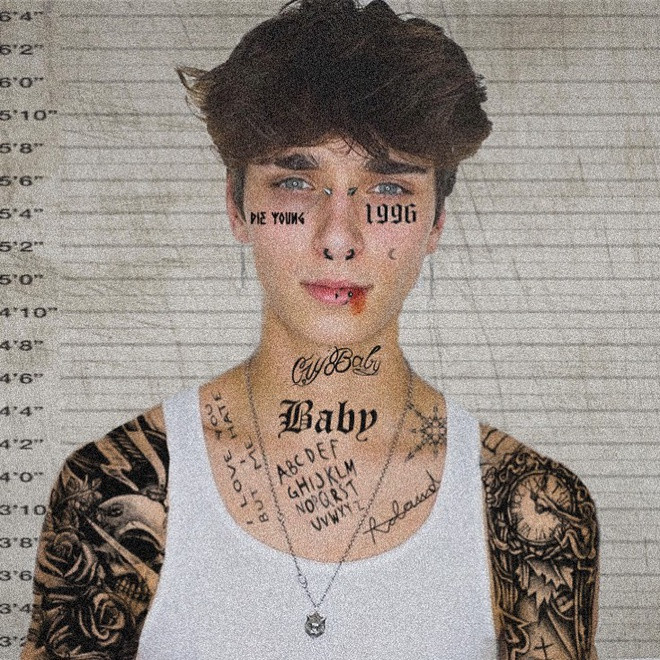 Beauty blogger James Charles cũng nhanh chóng phải xóa bức ảnh "mugshot" tại trang cá nhân hơn 5 triệu lượt theo dõi sau khi nhận thấy sự phản ứng từ dân mạng. Sau đó, nhiều influencer khác cũng làm điều tương tự và lên tiếng giải thích rằng mình chỉ bắt trend chứ không hề có ý định cổ xúy bạo lực.