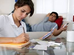 Dan ong cung co don trong ngoi nha cua minh-Hinh-2