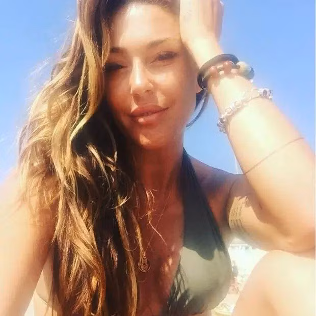 Nhan sac nhung my nhan tung vuong luoi tinh Ronaldo-Hinh-12