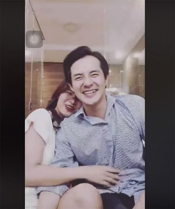 Ong Cao Thang chua then cho vo tren livestream cuc yeu