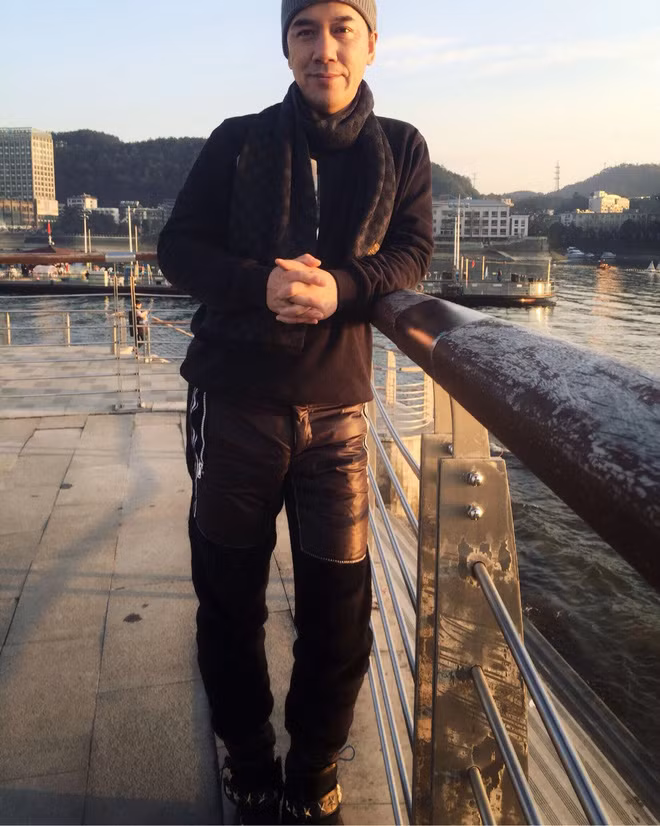 Khoe anh bo thoi tre, co gai lam dan tinh hong info-Hinh-3