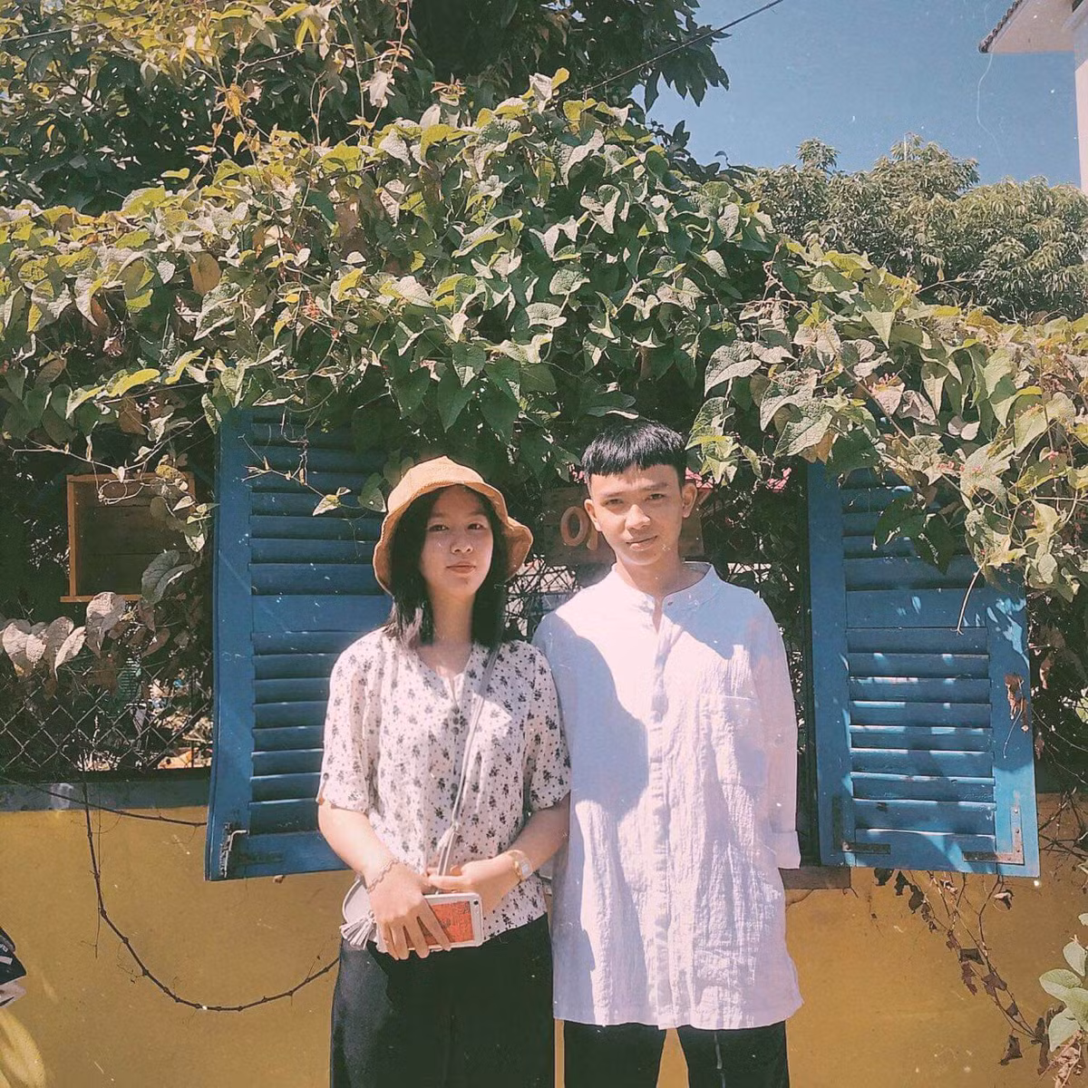 Chuyện tình của cặp đôi học cùng từ lớp 1 đến tốt nghiệp cấp 3 - Hình 9 Chuyen tinh cua cap doi hoc cung tu lop 1 den tot nghiep cap 3-Hinh-9