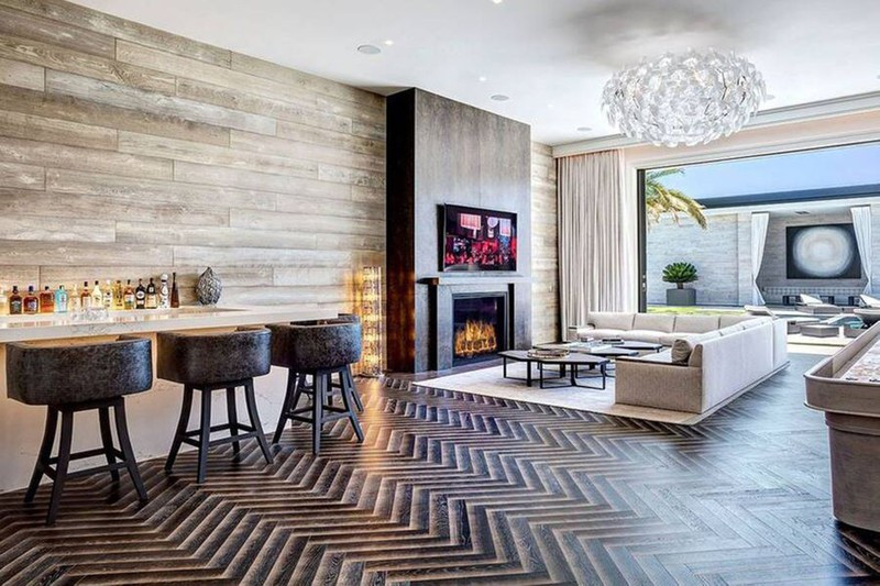 "Tổ ấm" mới của Kylie Jenner rộng 1400m2 với 7 phòng ngủ và 14 phòng tắm.