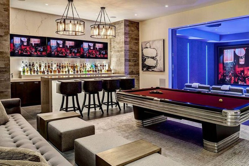 Đây là quán bar yêu thích được Kylie thiết kế với mục đích sử dụng để quay các video YouTube.