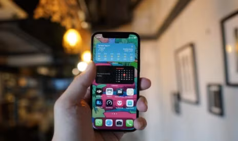 iPhone 12 mini bi loi man hinh