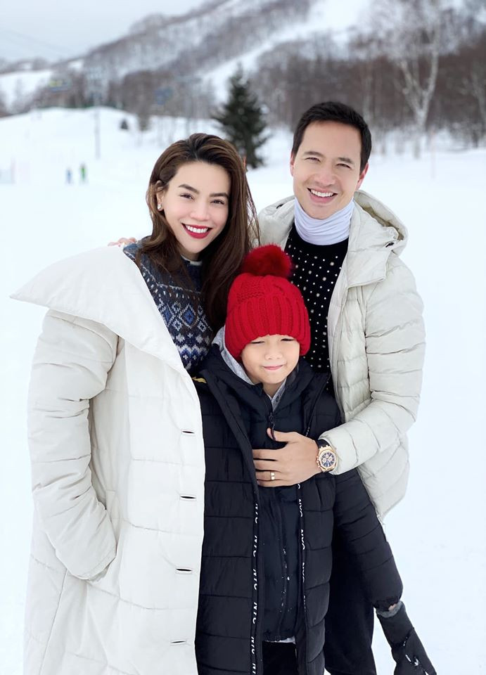 3 my nhan ten Ha: Nguoi vien man, nguoi lam me don than-Hinh-3