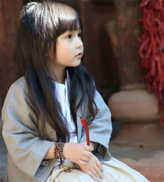 Cổ nhân dạy: 'Lấy nghèo dạy con trai, lấy giàu nuôi con gái' Co nhan day: 'Lay ngheo day con trai, lay giau nuoi con gai'