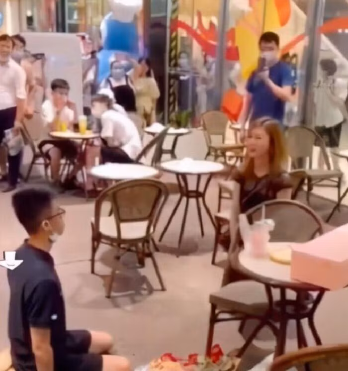 Co gai quy lay chang trai vi bi cau hon toi 101 lan