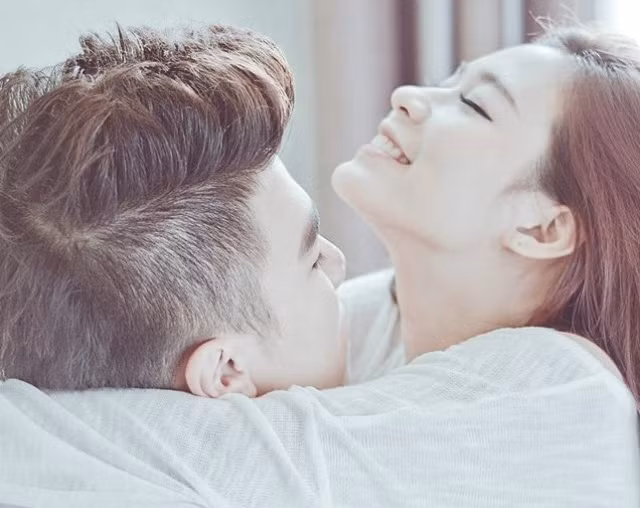 Không phải ăn mặc thiếu vải, phụ nữ hấp dẫn đàn ông nhất là khi… Khong phai an mac thieu vai, phu nu hap dan dan ong nhat la khi…