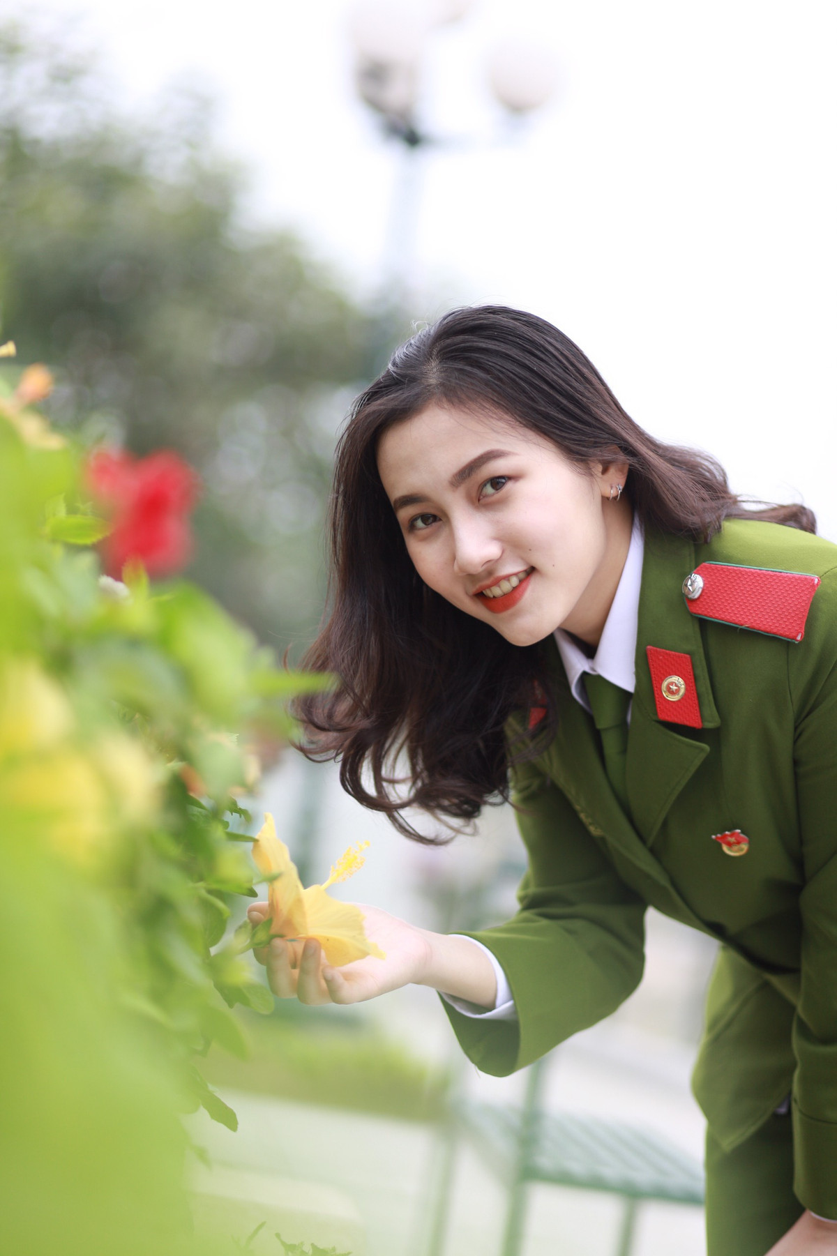 Quá trình học tập tại Học viện Cảnh sát nhân dân, Phượng giành được nhiều thành tích nổi bật như giải điển hình tiên tiến phong trào thi đua “Vì An ninh Tổ quốc” giai đoạn 2015-2020; gương mặt tiêu biểu xuất sắc của nhà trường năm 2017-2018; huy chương vàng hội thi Hùng biện tiếng Anh và tìm kiếm tài năng năm 2017 cho sinh viên các trường Công an nhân dân khu vực phía Bắc. Sắp tới, Phượng nhận công tác tại Công an tỉnh Vĩnh Phúc. Với Phượng, những thành tích chỉ là khởi đầu cho chặng đường sau này. Cô khẳng định bản thân phải nỗ lực và cố gắng nhiều hơn nữa.