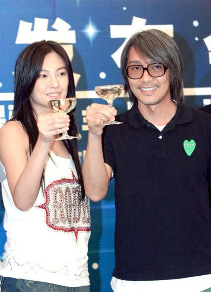 Bi Chau Tinh Tri cach mat, nguoi trieu phu, nguoi long dong