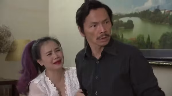 Hoang Yen: Nu dien vien hai duy nhat tu tin voi chuyen 4 doi chong-Hinh-2