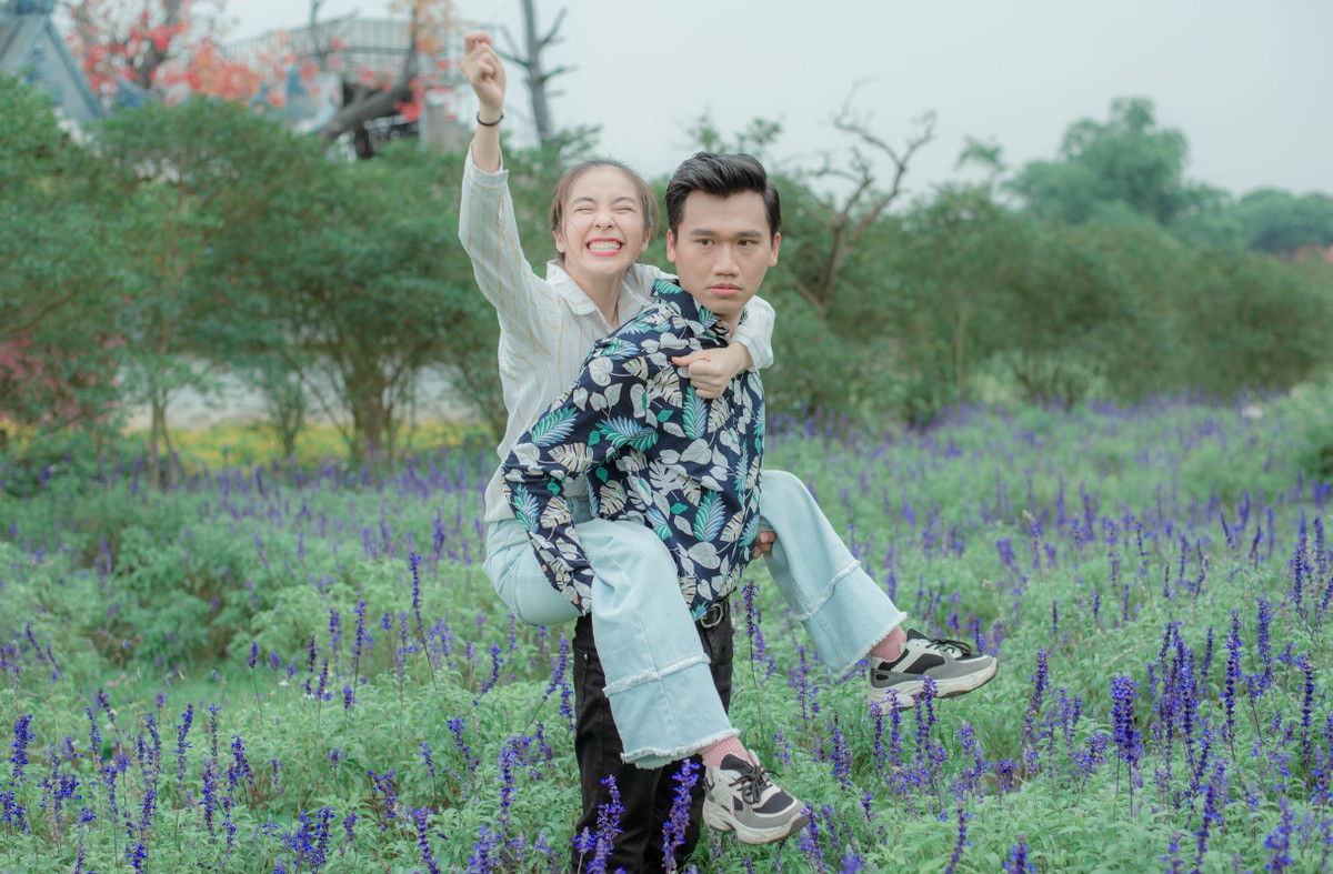 Xuan Nghi - Tran Van bat mi canh tinh tu trong 'Nha tro Balanha'