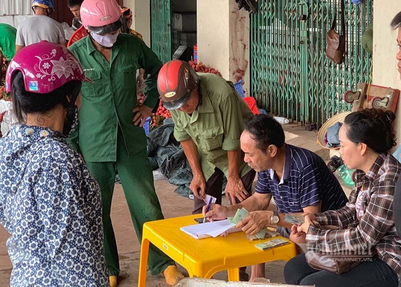 Khu cho dai 20km, 4.000 ty trao tay qua mau giay nho-Hinh-11