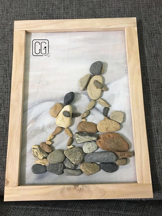 Co gai tre 'thoi hon' vao nhung vien da thanh tac pham nghe thuat-Hinh-5