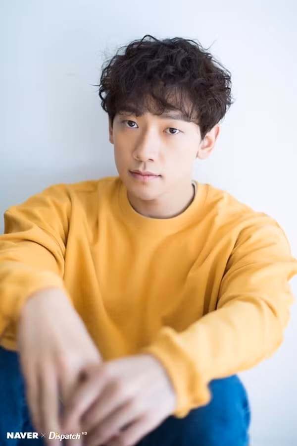 Năm 2008, 'ông hoàng bất động sản' Bi Rain chi 15 triệu USD (hơn 347 tỷ đồng) mua tòa nhà Rain Avenue tại Cheongdamdong, Seoul. Từ khi được cải tạo năm 2017, tòa nhà gồm văn phòng đại diện của Bi Rain cùng cửa hàng cà phê, cửa hàng rượu và phòng trưng bày nghệ thuật. Sau 12 năm, bất động sản có giá trị lên tới 33 tỷ won (hơn 675 tỷ đồng), gần gấp đôi so với ban đầu.