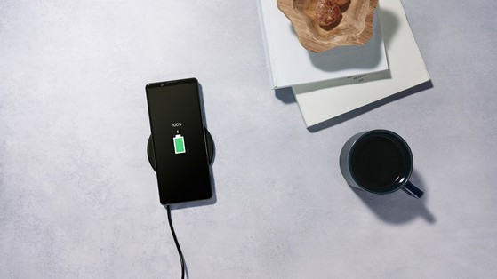 Mau dien thoai cao cap voi kha nang chup 20 khung hinh/giay-Hinh-2