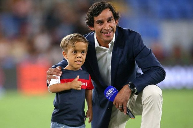 Hiện, tài khoản của cậu bé này có 536.000 người theo dõi và trung bình gần 7.000 lượt thích cho mỗi bức ảnh được đăng tải hơn cả những người nổi tiếng ở Australia.