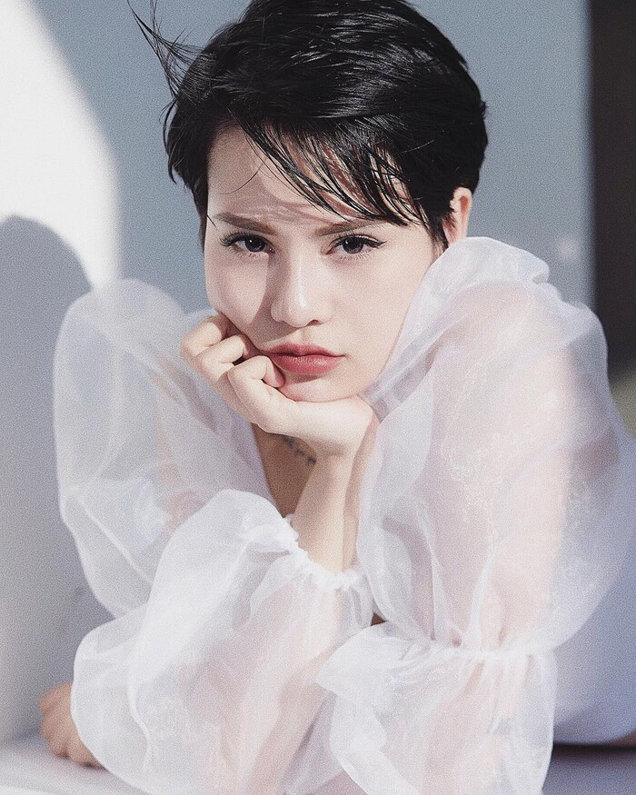 Ban gai tin don Huynh Phuong dap tra cuc gat khi gap antifan