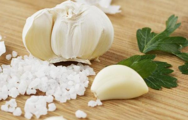 Thang co hon len cho thu nay vao vi, xua duoi ma quy van xui