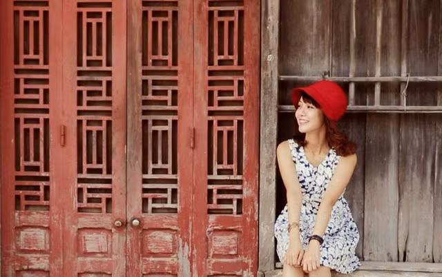 Nu MC cua VTV tiet lo bi benh nang, co the mu hai mat-Hinh-3