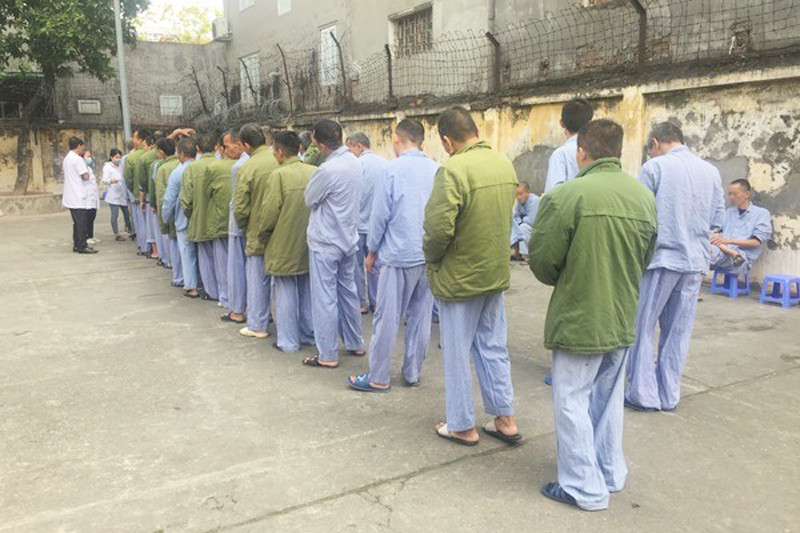 Phia sau chuyen nu sinh hoc gioi xinh dep phai nhap vien tam than-Hinh-2