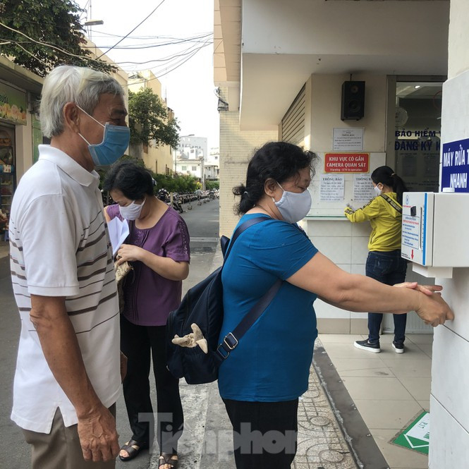 ##s###Đa số bệnh nhân đến khám đều rửa ray kỹ càng trước khi vào làm thủ tục 