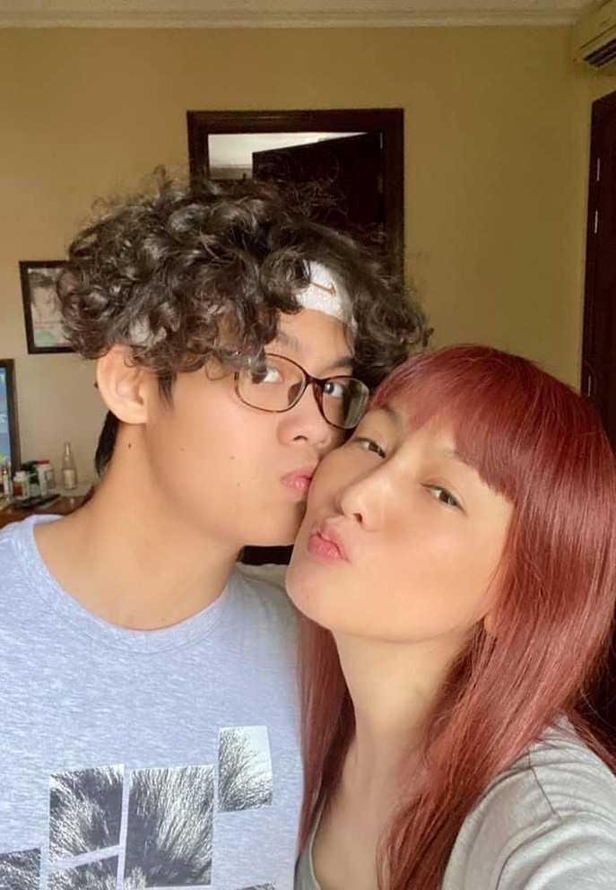 Con trai 16 tuoi hoc gioi, cao 1m80 cua dien vien Hien Mai-Hinh-10