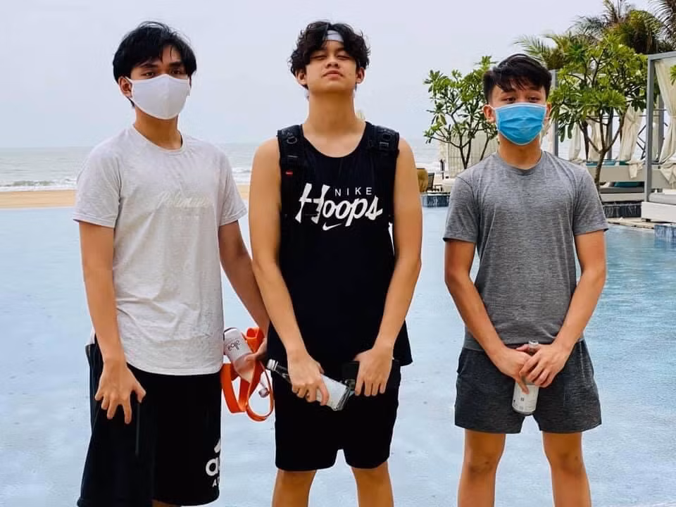 Con trai 16 tuoi hoc gioi, cao 1m80 cua dien vien Hien Mai-Hinh-22