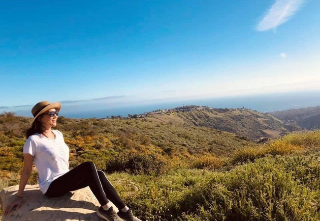 Đi qua hơn nửa đời người, Kỳ Duyên nhìn nhận bản thân trở nên mở lòng và suy nghĩ thoáng hơn trước rất nhiều. Cô tự đặt ra những mục tiêu nhỏ nhất để hoàn thành và tự cảm thấy hài lòng với đời sống của mình.