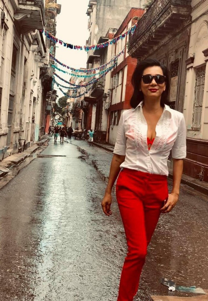 Tuổi 55, Kỳ Duyên không cảm thấy áp lực tuổi tác, ngược lại càng tự tin hơn. "Tôi không bao giờ nghĩ mình đã già hay còn trẻ. Càng lớn tuổi, tôi càng thoải mái về tinh thần. Trải qua quá nhiều thăng trầm, tôi thấy lên - xuống trong đời cũng như nhau. Mình sống càng không lo sợ, bản thân càng trẻ hơn", cô chia sẻ.